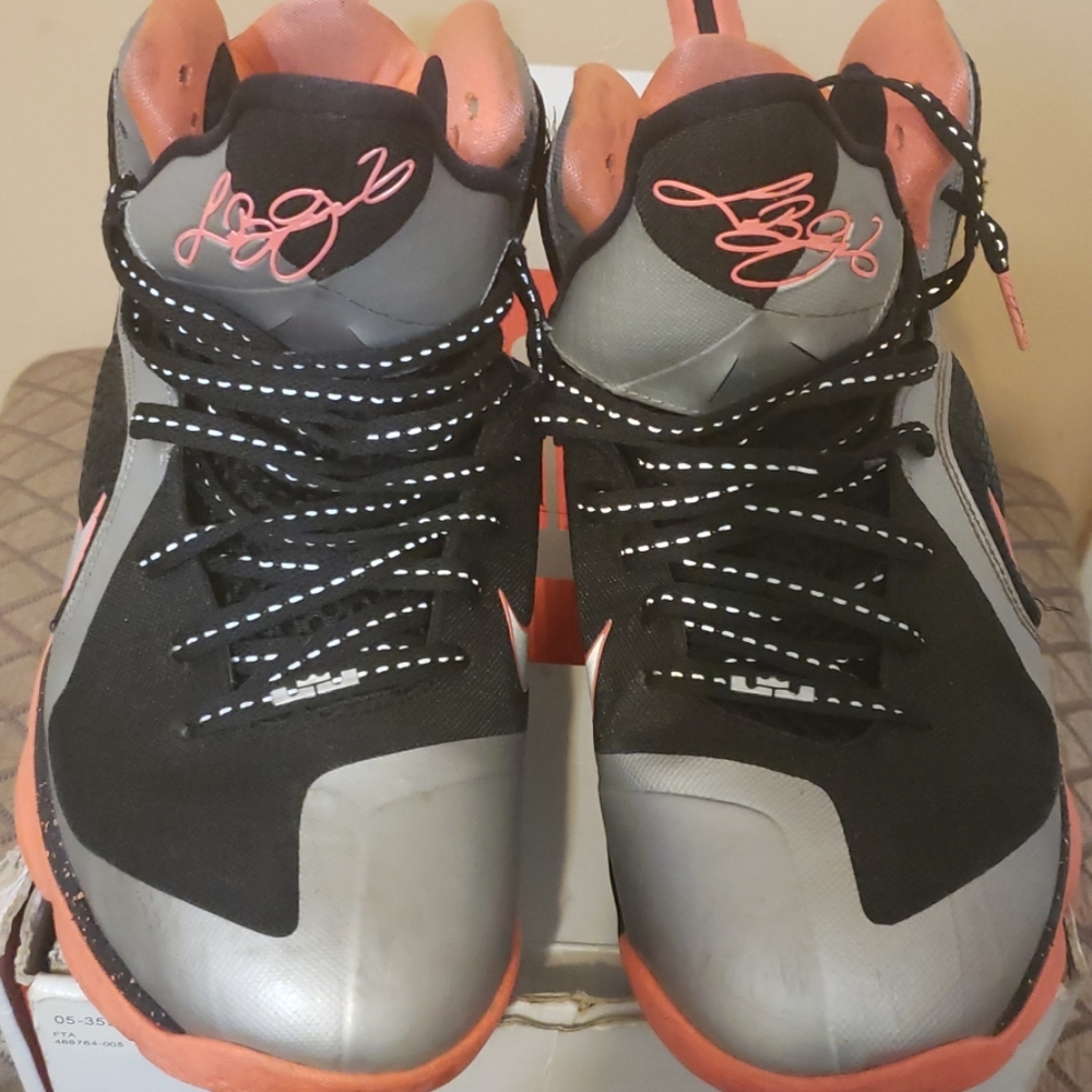 Mens sneakers
